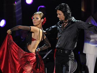 Lets dance 11.jpg